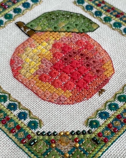 Summer Fruit 2: Apple, stitched by Tetyana Kucherina
